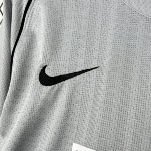 Retro Manchester United 2007/08 Goalkeeper Jersey - Image 7