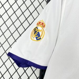 Retro Real Madrid 2002/03 Reversible Double-sided Third Jersey - Image 6