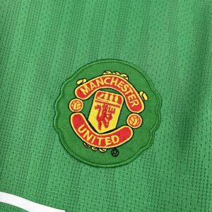 Retro Manchester United 2007/08 Goalkeeper Jersey - Image 7