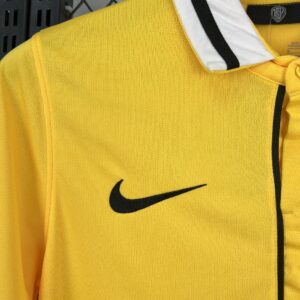 Retro Juventus 2013/14 Third Jersey - Image 8