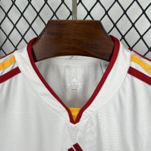 Retro Spain 2011/12 Away Jersey - Image 10