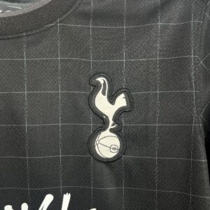 Mens Tottenham Hotspur 2025/26 Stray Kids x London, England Limited Edition  Jersey - Image 7