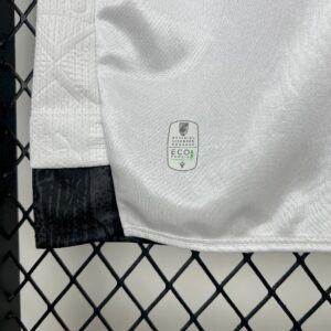 Mens Vitoria de Guimaraes 2025/26 Home Jersey - Image 5