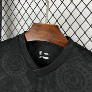 Mens Wolves 2025/26 Goalkeeper Jersey - Image 4