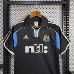 Retro Newcastle United 2001/02 Away Jersey - Image 9