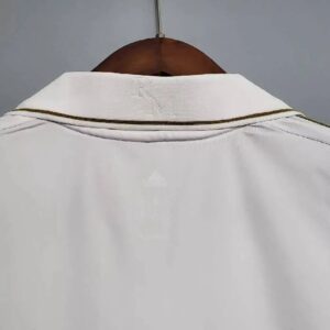 Retro Real Madrid 2011/12 Home Jersey - Image 6