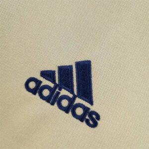 Retro Bayern Munich 2004/05 Away Jersey - Image 4