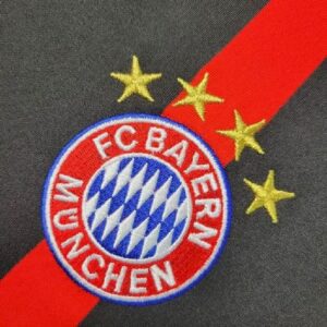 Retro Bayern Munich 2014/15 Jersey - Image 7