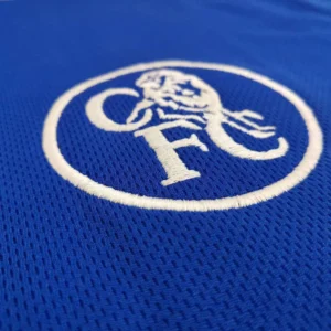 Retro Chelsea 2003/05 Home Jersey - Image 3