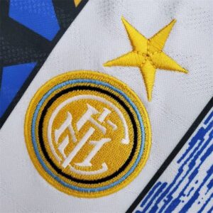 Retro Inter Milan 1995/96 Away Jersey - Image 4