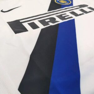 Retro Inter Milan 2002/03 Away Jersey - Image 7