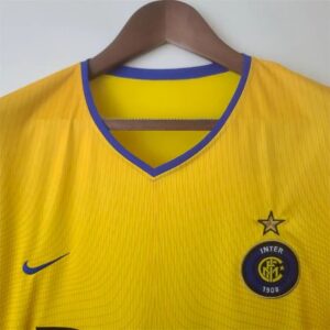 Retro Inter Milan 2002/03 Third Jersey - Image 2