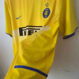 Retro Inter Milan 2002/03 Third Jersey - Image 3