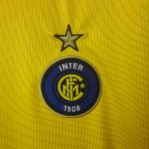 Retro Inter Milan 2002/03 Third Jersey - Image 4