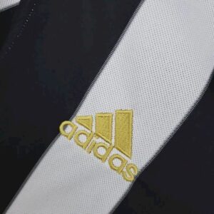 Retro Juventus 2017/18 Home Jersey - Image 7