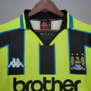 Retro Manchester City 1998-99 Away Jersey - Image 4