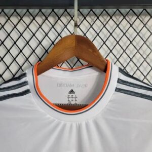Retro Real Madrid 2013/14 Home Jersey - Image 3