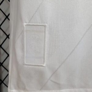 Retro Real Madrid 2017/18 Home Long Sleeve Jersey - Image 7