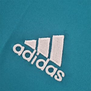 Retro Real Madrid 2017/18 Third Long Sleeves Jersey - Image 4