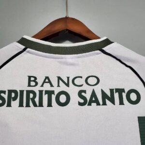 Retro Sporting CP 2001/03 Home Jersey - Image 9