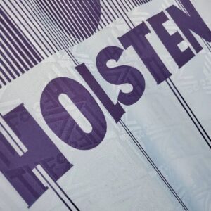 Retro Tottenham Hotspur 1992/94 Third Jersey - Image 6