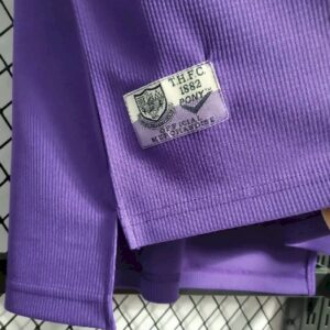 Retro Tottenham Hotspur 1998 Jersey - Image 4