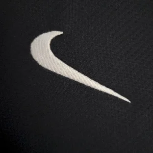 Retro Juventus 2012/13 Away Jersey - Image 6